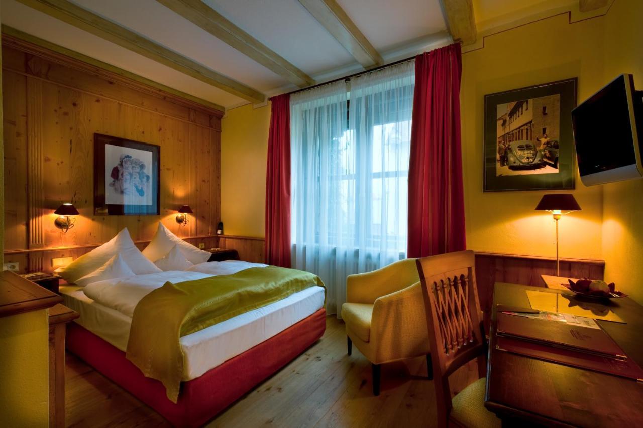 Simones Hotel Fuerstenhof Ландсхут Экстерьер фото