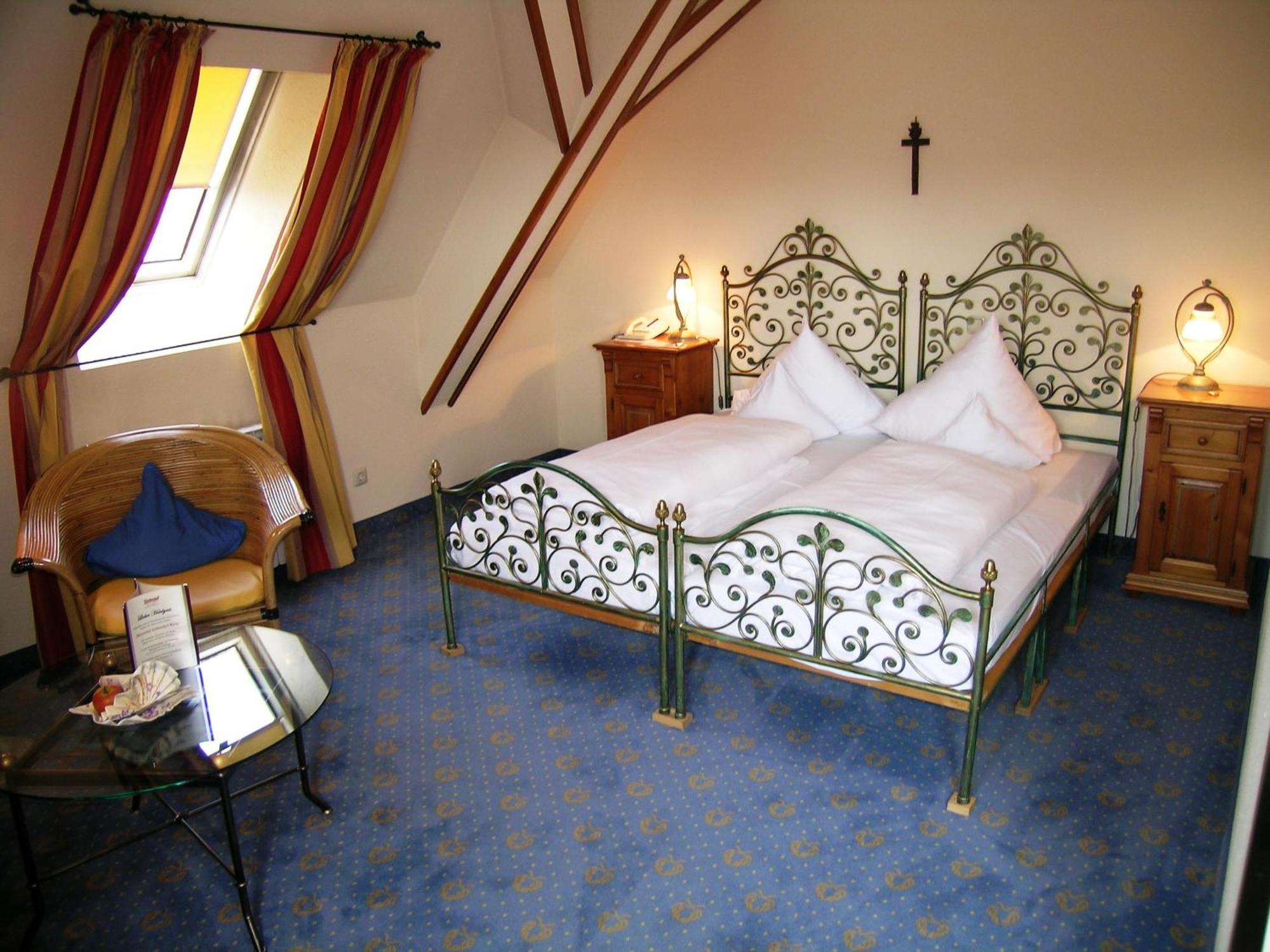 Simones Hotel Fuerstenhof Ландсхут Номер фото