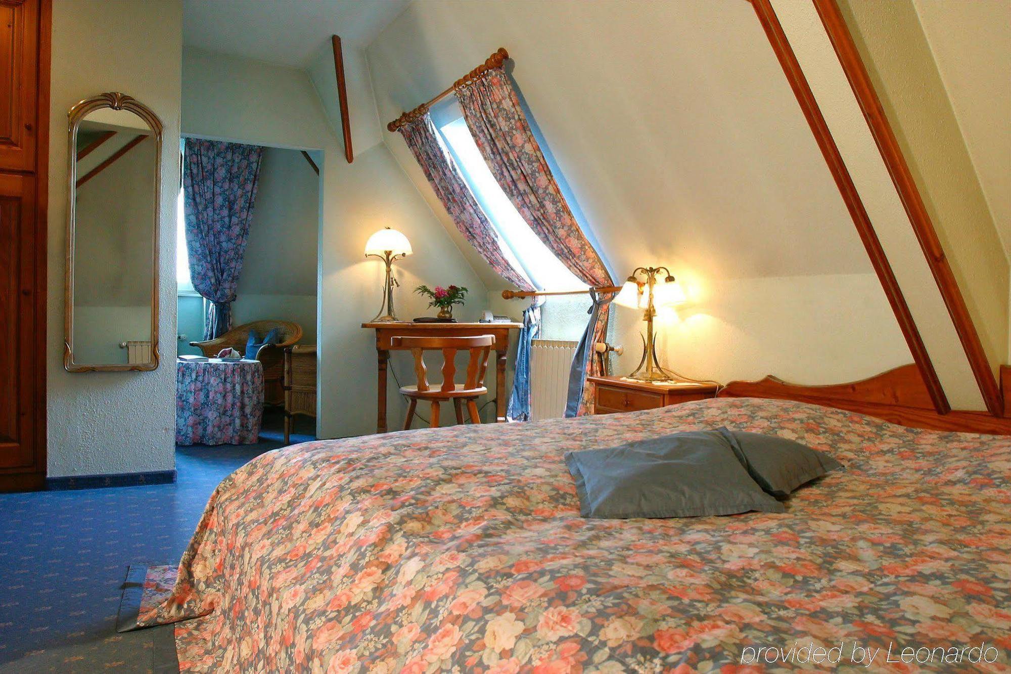 Simones Hotel Fuerstenhof Ландсхут Номер фото