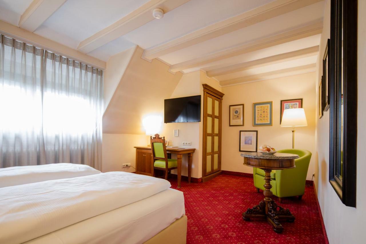 Simones Hotel Fuerstenhof Ландсхут Экстерьер фото