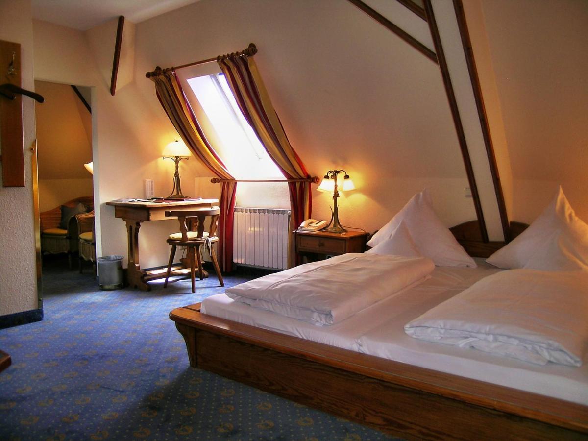 Simones Hotel Fuerstenhof Ландсхут Экстерьер фото